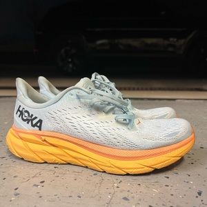 Hoka Clifton